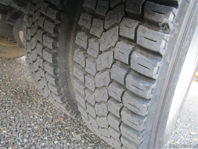 Tre-vejs tippevogn MERCEDES-BENZ Atego 822K *Kipper+Ladekran+2xAHK+Mod.2014*