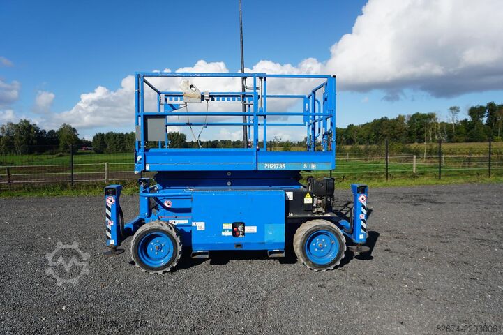 Scissor lift Skyjack SJ 6832 RTE