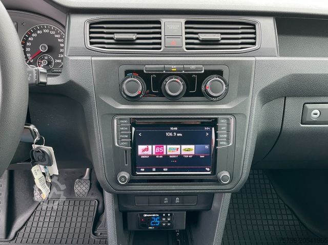 Kølevarevogn VOLKSWAGEN Caddy Frischdienst/ Hahlbrock/ 110kw/ AC/ AHK