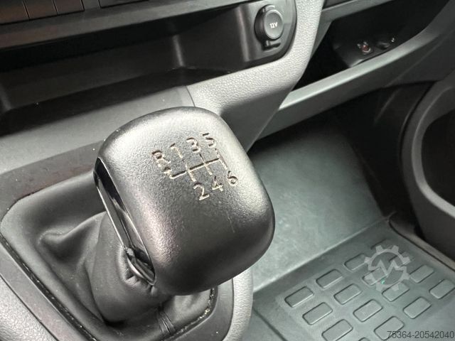 Kleinbus TOYOTA Proace Shuttle Verso L2 1.5 D-4D 88 kw 9 Sitzer