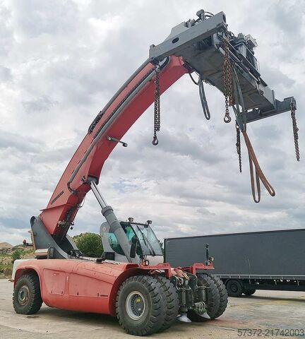 Reachstacker Liebherr LRS 645