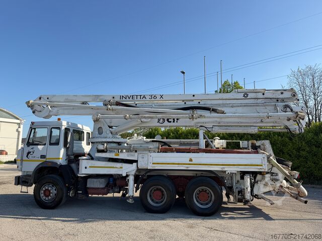 Autobetoniera cu pompă Iveco Magirus 330