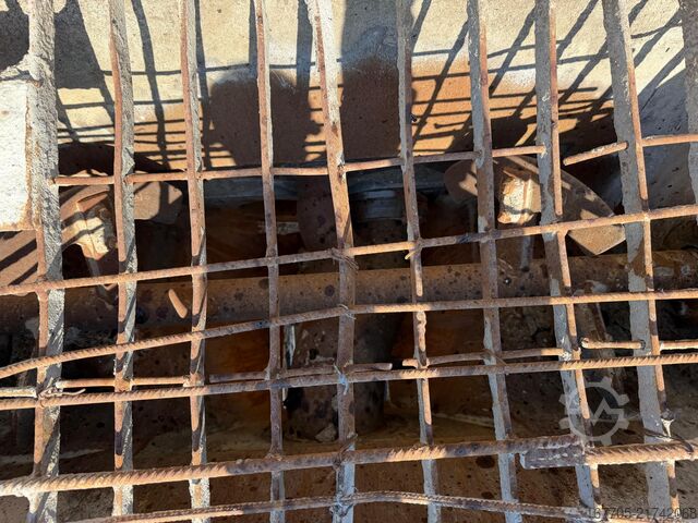 Autobetoniera cu pompă Iveco Magirus 330