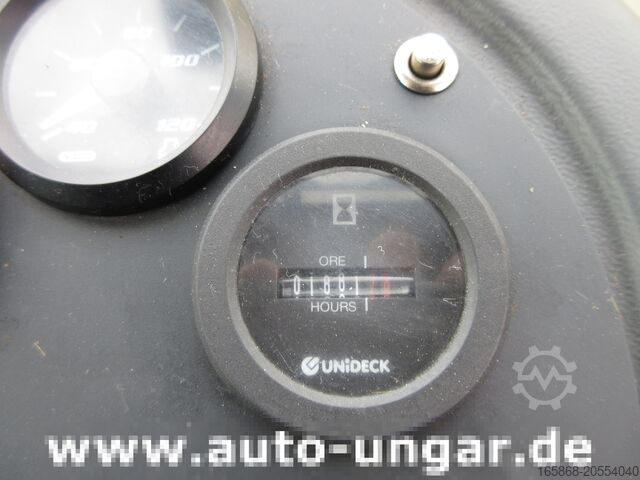 Barredora Dulevo 5000 Evolution mit Frontbesen 4-Rad-Lenk