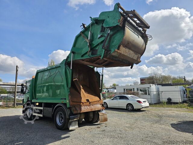 Camión de la basura SCANIA P94DB4X2NB230 mit NORBA RL200 14.1cub