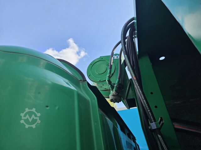 Camión de la basura SCANIA P94DB4X2NB230 mit NORBA RL200 14.1cub