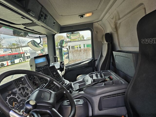 Camión de la basura SCANIA P94DB4X2NB230 mit NORBA RL200 14.1cub