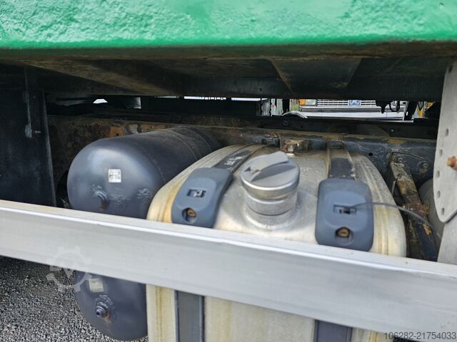 Camión de la basura SCANIA P94DB4X2NB230 mit NORBA RL200 14.1cub