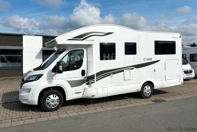 Ημιενσωματωμένο αυτοκινούμενο τροχόσπιτο XGO Dynamic 98P - Einzelbetten -  - Solar