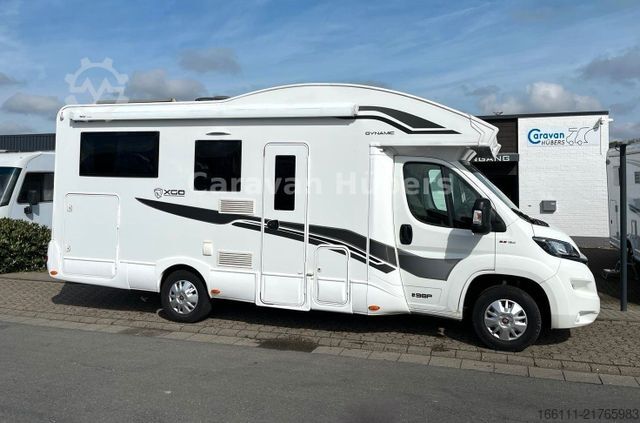 Ημιενσωματωμένο αυτοκινούμενο τροχόσπιτο XGO Dynamic 98P - Einzelbetten -  - Solar