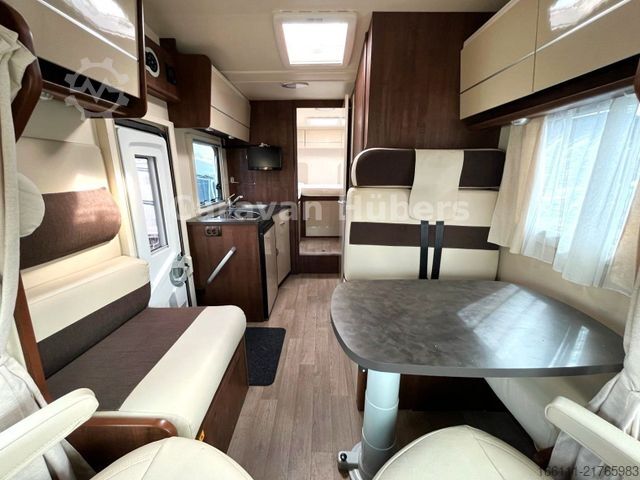 Ημιενσωματωμένο αυτοκινούμενο τροχόσπιτο XGO Dynamic 98P - Einzelbetten -  - Solar