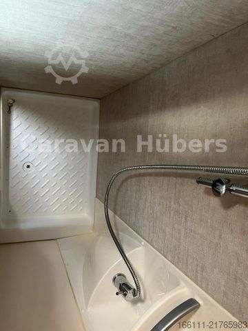 Ημιενσωματωμένο αυτοκινούμενο τροχόσπιτο XGO Dynamic 98P - Einzelbetten -  - Solar