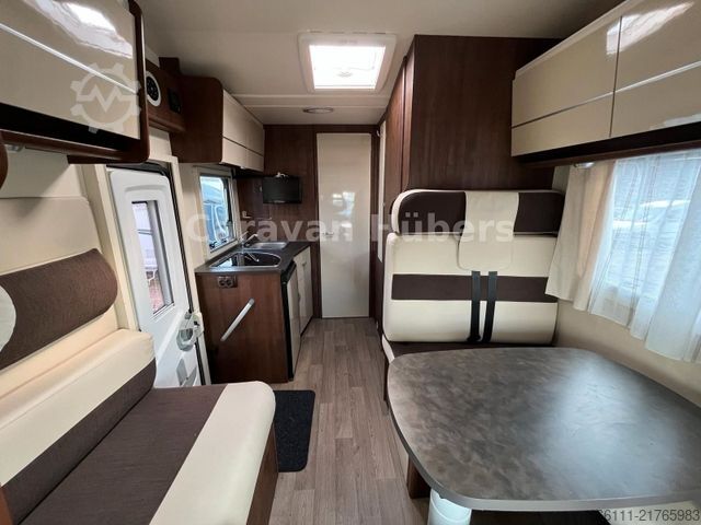 Ημιενσωματωμένο αυτοκινούμενο τροχόσπιτο XGO Dynamic 98P - Einzelbetten -  - Solar