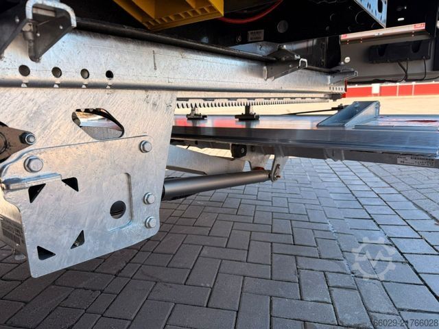 Ημιρυμουλκούμενο κουτί KRONE Koffer-Sattelauflieger mit Ladebordwand