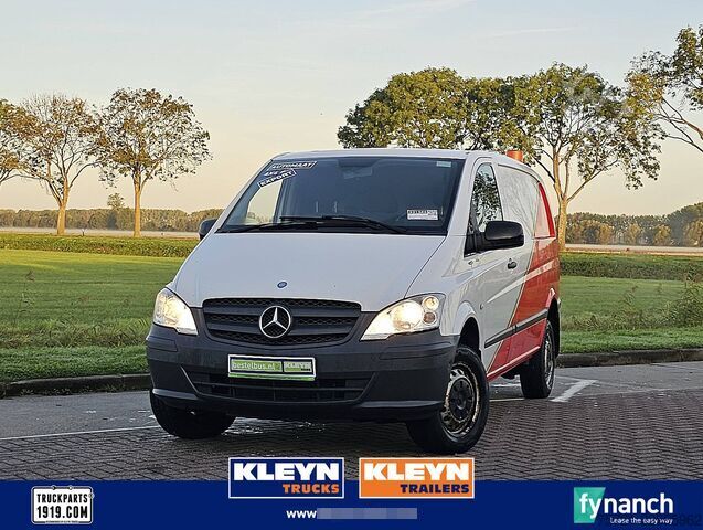 MERCEDES-BENZ VITO 116 Compatto 4x4 con aria condizionata, cambio automatico e riscaldamento autonom MERCEDES-BENZ VITO 116 Kompakt 4x4 ac automaat standkachel