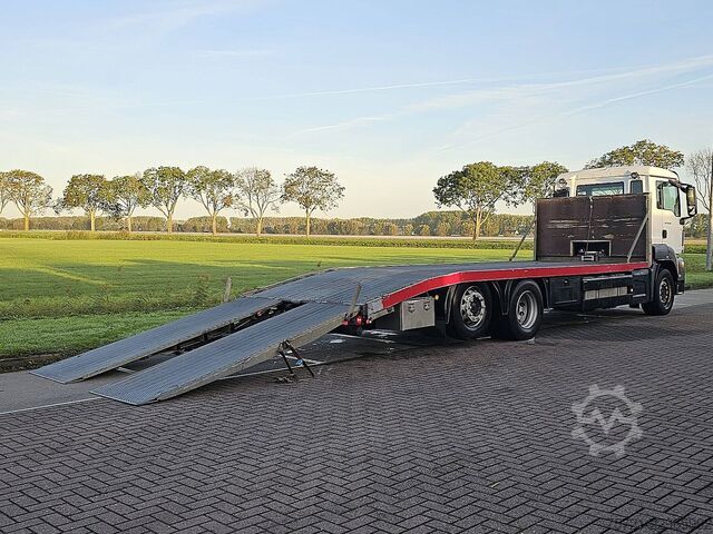 M.A.N. 26.320 TGS com rampas hidráulicas, máquina MAN 26.320 TGS HYDR. RAMPS MACHINE