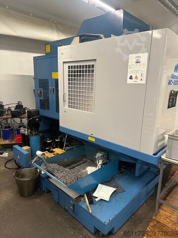 Centro di lavoro verticale Matsuura MC800VG