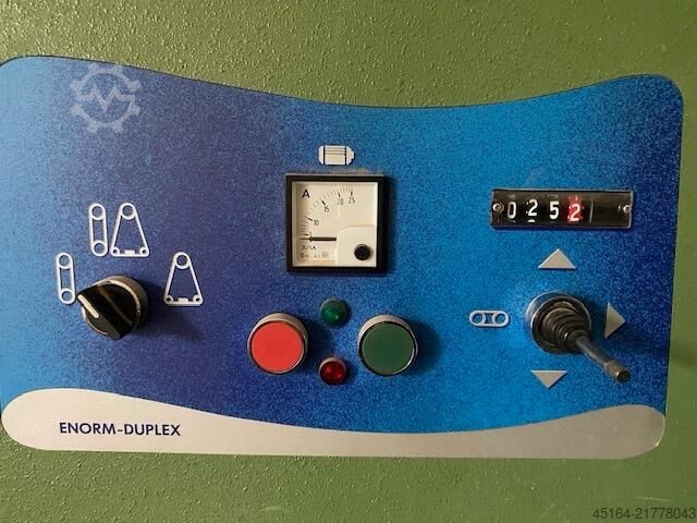 Levigatrice a nastro largo / macchina a velocità costante Kündig Enorm Duplex 1350