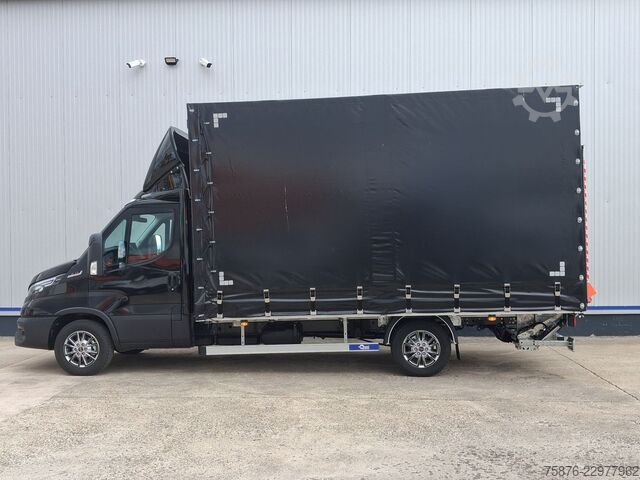 Ponyvával szerelt furgon IVECO Daily 35S21 Planenaufbau/LBW   SOFORT VERFÜGBAR