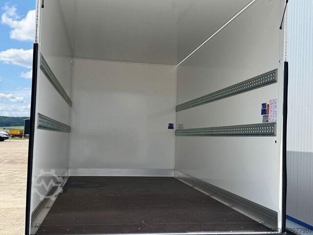 Vrachtwagen met bakwagen IVECO Daily 70C21HA8/P Koffer / LBW