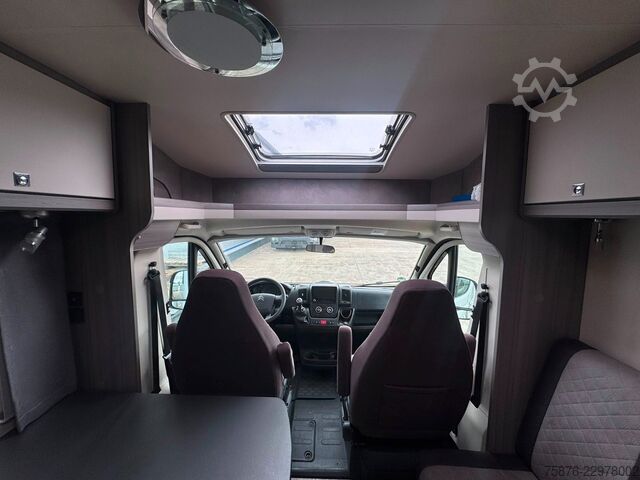 Halvintegreret autocamper HOBBY Optima Ontour