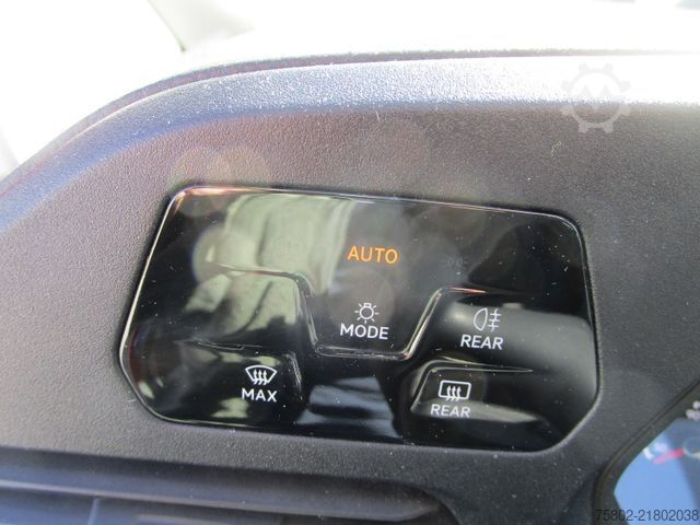 Panelová dodávka VOLKSWAGEN Caddy 2.0 TDI 102PS *KLIMA+Kastenwg.+NAVI+1-Hand