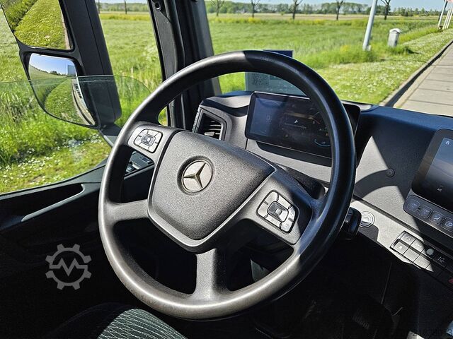 Plandeka MERCEDES-BENZ ACTROS 1832 Schnelllifter