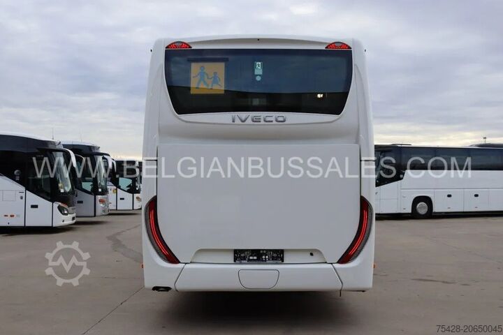 Intercitybus Iveco Crossway Line 10.8m Pop light