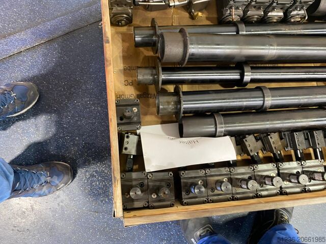 πολυαξονική μηχανή Index C200