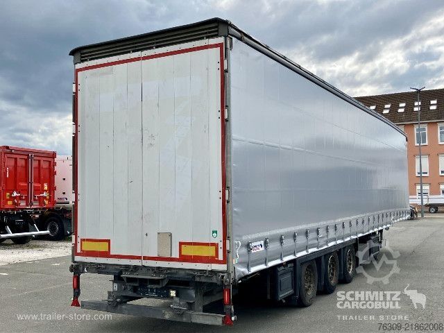 Auflieger mit Pritsche & Plane Schmitz Cargobull Curtainsider Mega Staplerhalterung Getränke