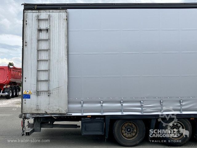 Auflieger mit Pritsche & Plane Schmitz Cargobull Curtainsider Mega Staplerhalterung Getränke