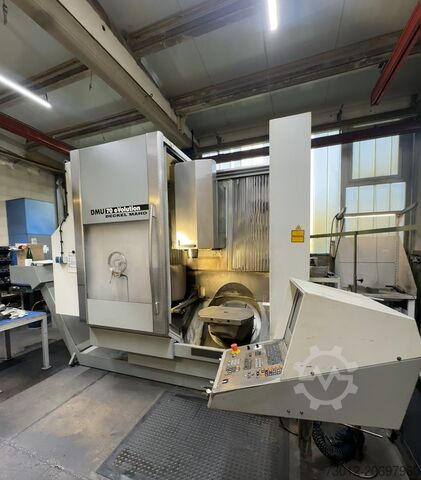 Universellt bearbetningscentrum DMG DMU 70 Evolution