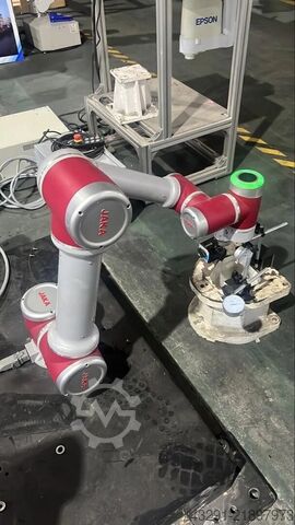 Robot industrial Cobot JAKA ZU 7 CAB12