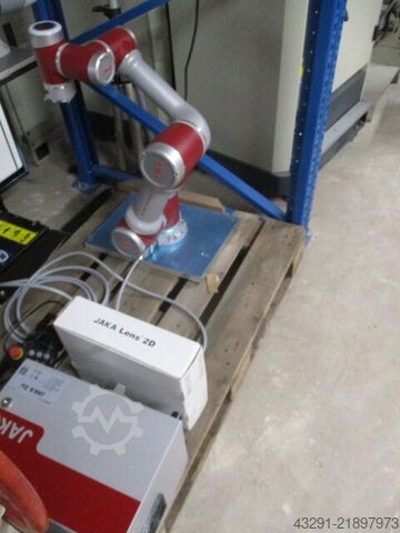 Robot industrial Cobot JAKA ZU 7 CAB12