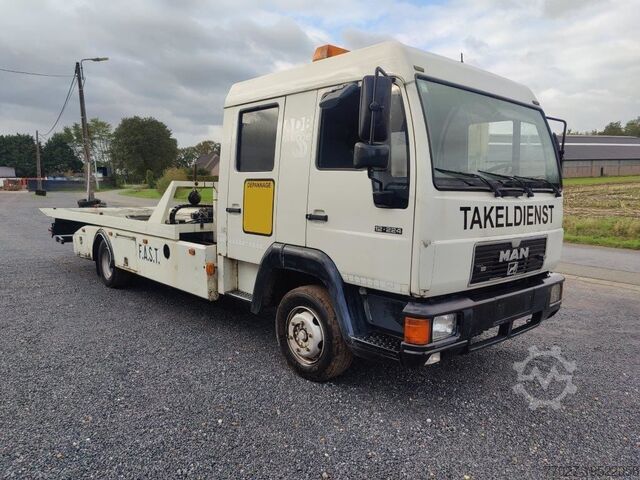 Bergungsfahrzeug MAN 12.224 Depanneur / Depannage / Recovery Truck