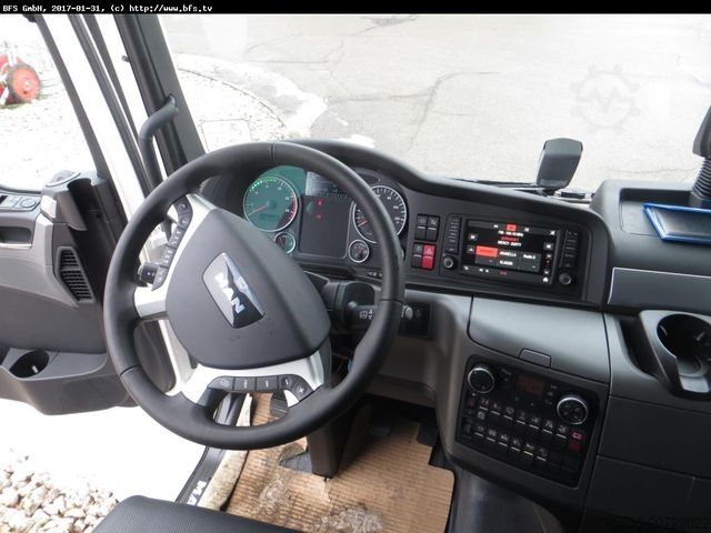 Standardní tahač MAN TGX 18.500 4x2 LLS ZF 16 S Luft Luft Leder Intar