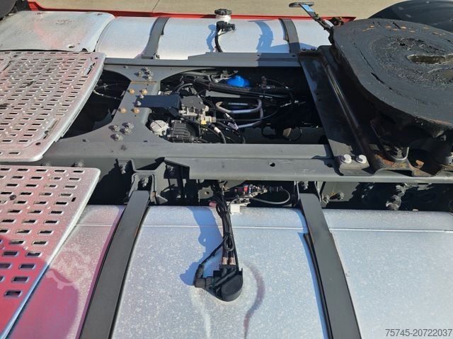 Těžkotonážní nákladní vůz DAF XF 480 * RETARDER * ACC * STANDKLIMA * 2X TANK