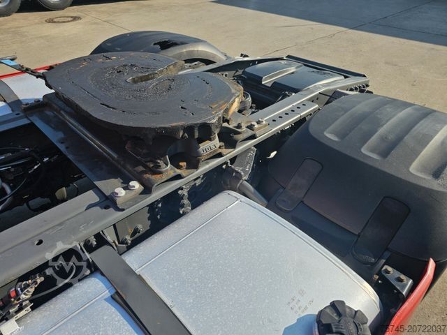 Těžkotonážní nákladní vůz DAF XF 480 * RETARDER * ACC * STANDKLIMA * 2X TANK