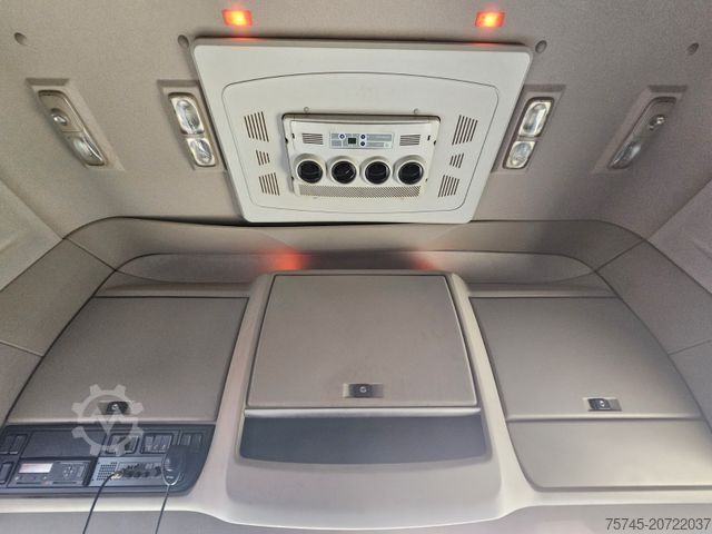 Těžkotonážní nákladní vůz DAF XF 480 * RETARDER * ACC * STANDKLIMA * 2X TANK