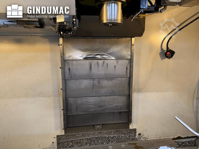 Vertikala Fleroperationsmaskiner HAAS VF-4SS