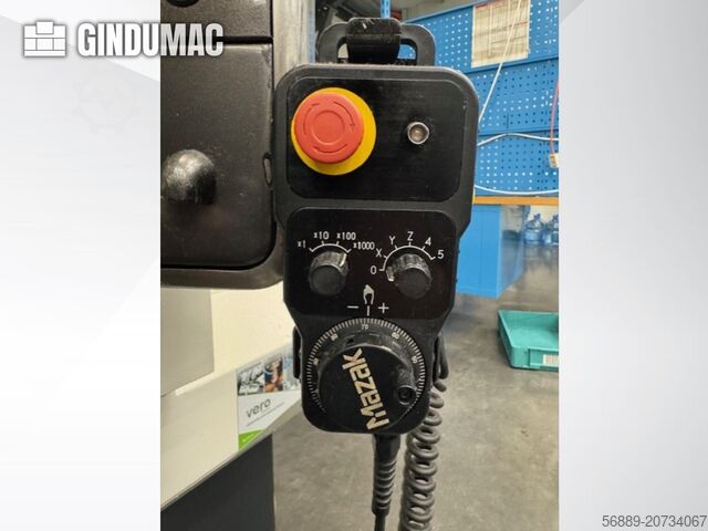 Vertikala Fleroperationsmaskiner Mazak VCS 530C