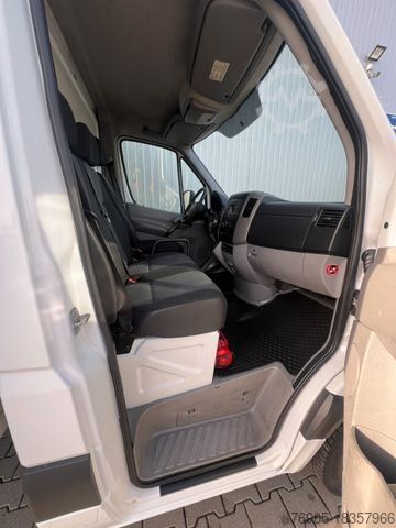 Furgon skrzyniowy MERCEDES-BENZ Sprinter 316 AUTOMATIK KLIMA WEBASTO LADEBORD