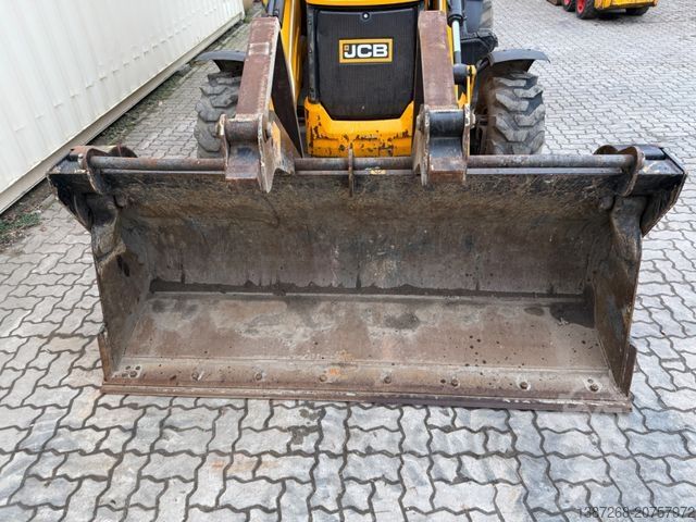 Backhoe loader JCB 3CX Plus, 2022 BJ, 3.126 H, 81 KW/ 110 PS