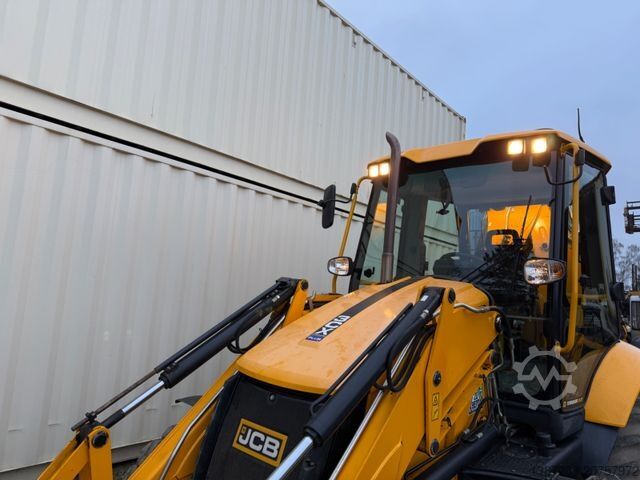 Backhoe loader JCB 3CX Plus, 2022 BJ, 3.126 H, 81 KW/ 110 PS