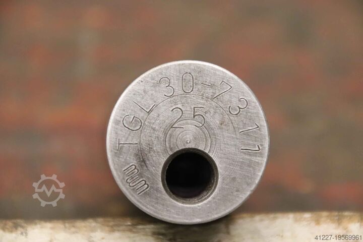 Klemcilinder WMW** 25 TGL 30-7311 Hub 20 mm