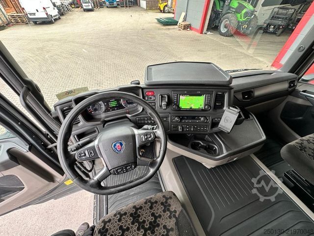 Standard dragbil SCANIA R450 4x2 BL SA Retarder/ACC / NAVI/DAB+/LDW