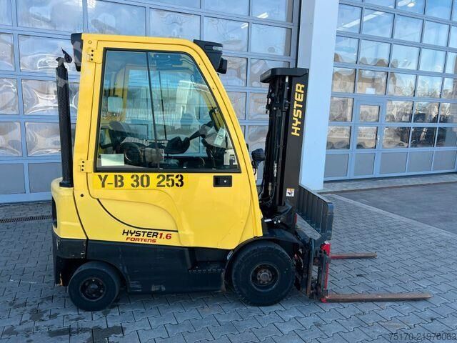 Gabelstapler Hyster H1.6 FT / Verstellgerät / HH: 4.45m / nur 1.299h