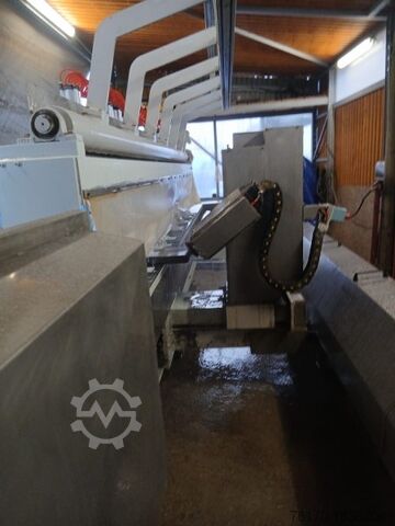 Machining center COMANDULLI Athena