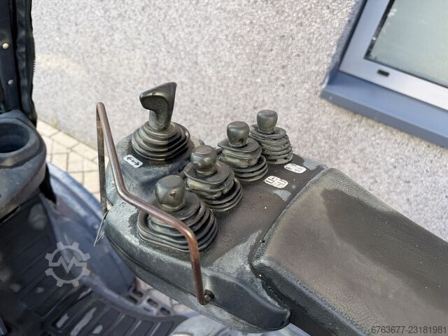  TOYOTA 52-8FDJF35 Triplo 550 Freelift / Vorkversteller Di