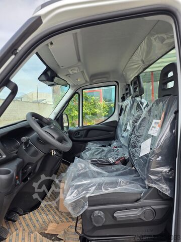 Furgone ribaltabile a tre lati Iveco Daily 35